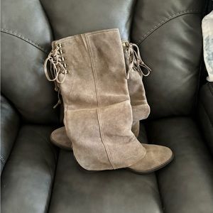 Brown suede leather boots like new